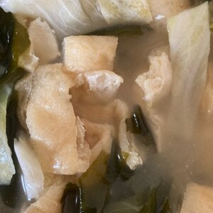 味噌汁レシピ　小松菜と油揚げのお味噌汁
